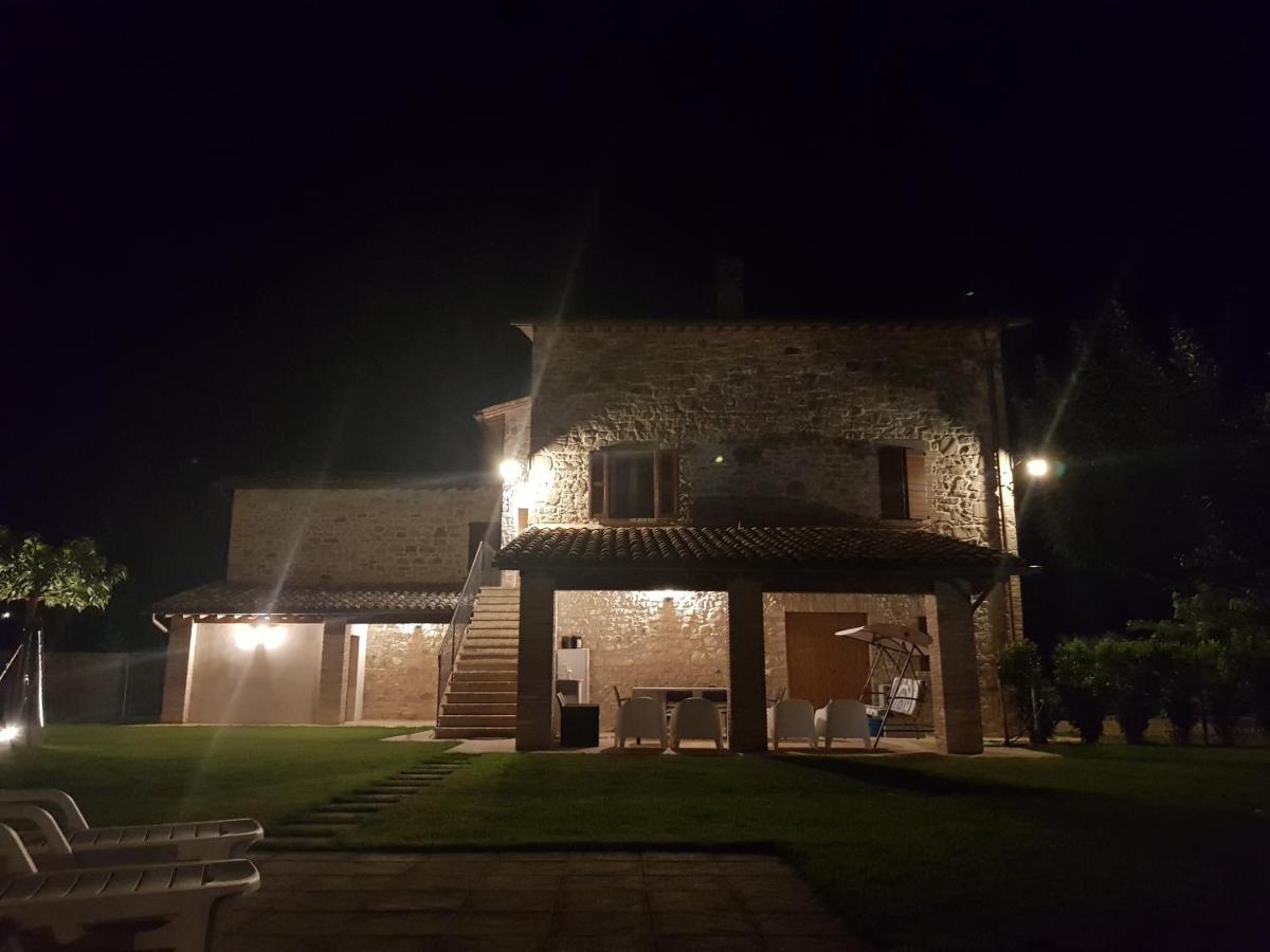 Agriturismo Villa Al Piano 토티 외부 사진