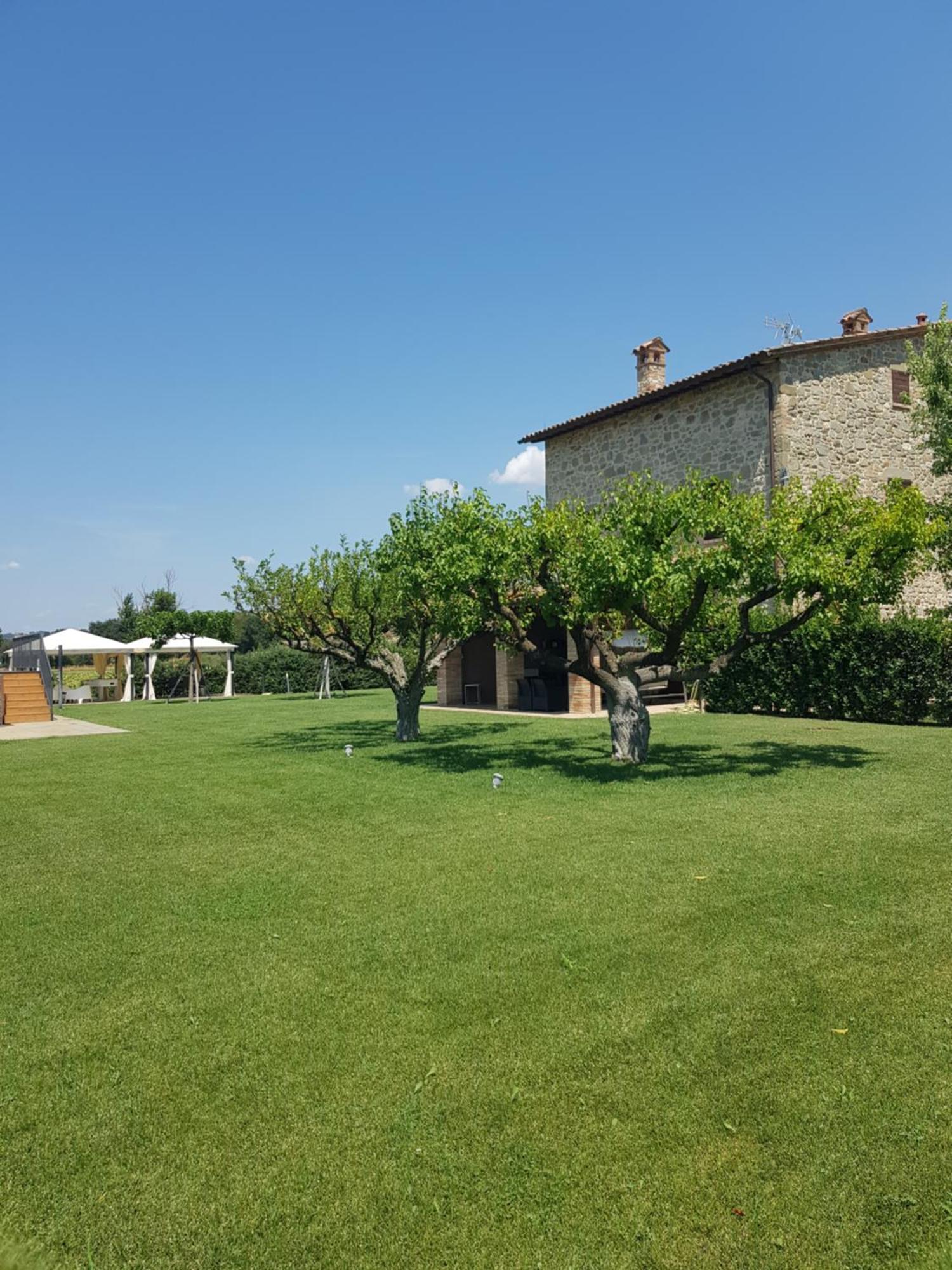 Agriturismo Villa Al Piano 토티 외부 사진