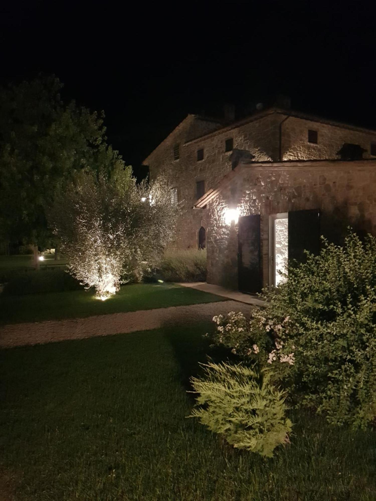 Agriturismo Villa Al Piano 토티 외부 사진